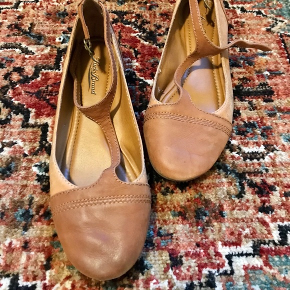 Lucky Brand two-tone brown leather flats - Picture 2 of 4